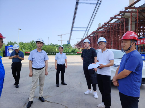<a href="./xwzx/gzdt/202506/t20250618_709627.html">市纪委监委“室组”联动调研督导花湖国际自由贸易航空港重点项目建设</a>